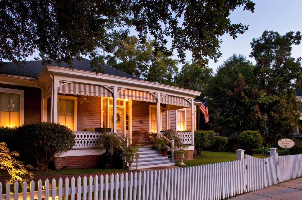 Devereaux Shields House Bed & Breakfast Natchez Exterior photo